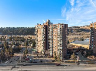 145 Point Dr NW #1501, Calgary, AB T3B4W1