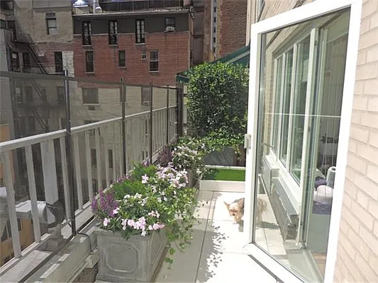 Rented by essential NEW YORK Real Estate | media 37