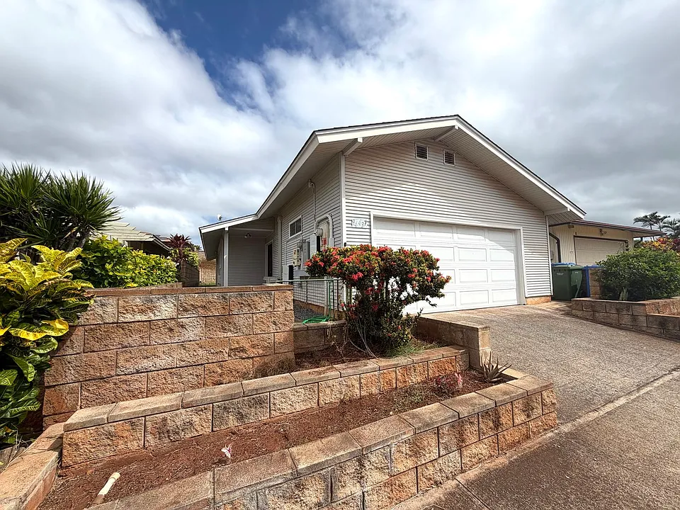 94-437 Kuahui St