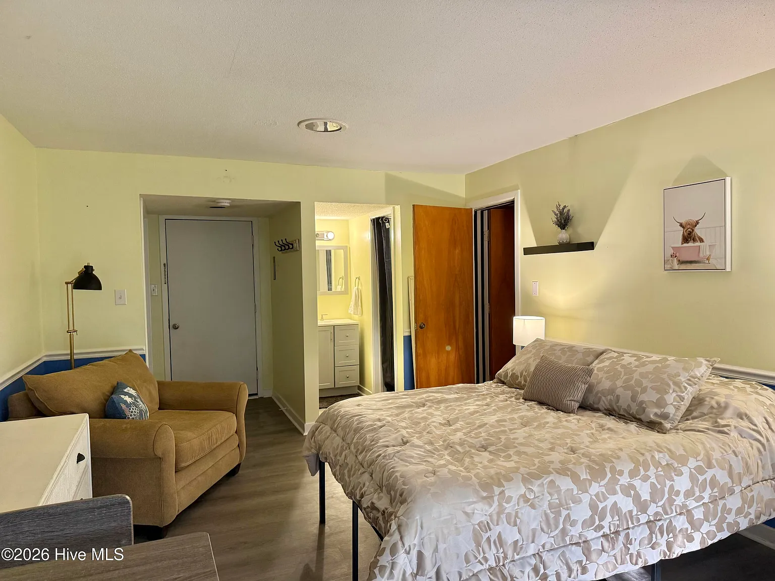 1 bed, 1.0 bath, 250 sqft, $950 — Photo 3