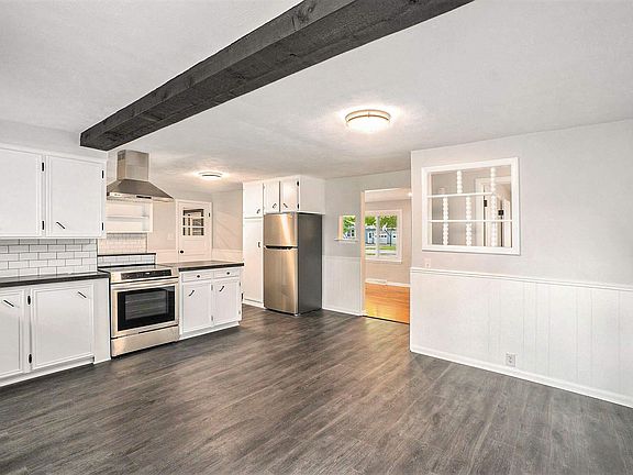 4th image of 2620 William Ave