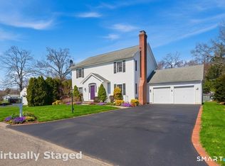 5 Arrowhead Rd, Trumbull, CT 06611