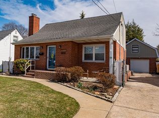 1595 Washington Avenue, Seaford, NY 11783