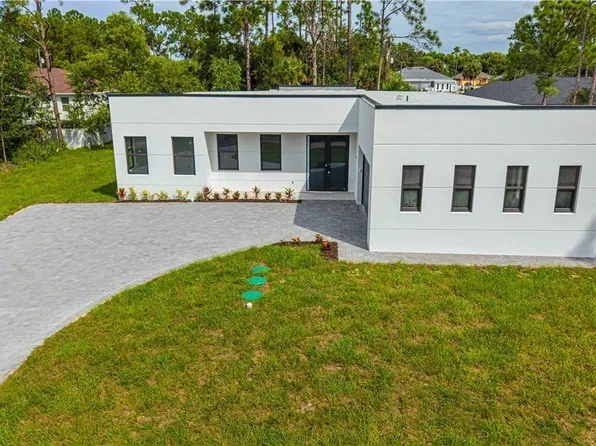 3416 26th St W, Lehigh Acres, FL 33971