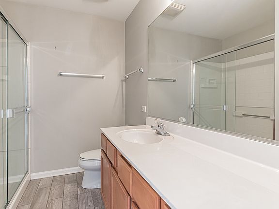 3rd image of 3264 Bromley Ln #0