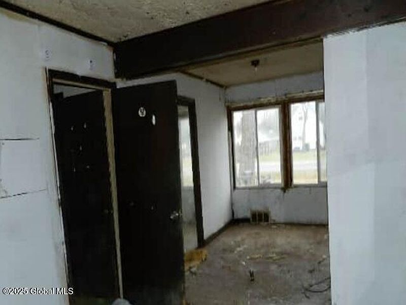 5th image of 270 N Seventh Street