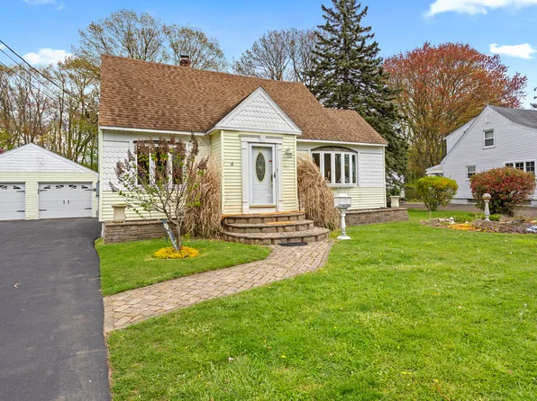 111 Robert Drive, East Haven, CT 06512