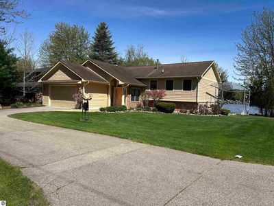 885 S M 88 Hwy, Bellaire, MI, 49615