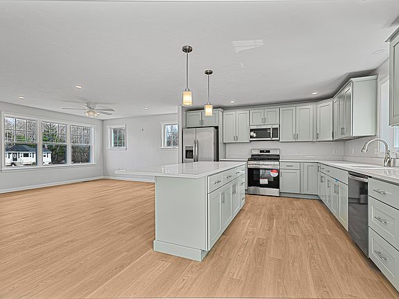 5th image of 717 South Ave #1