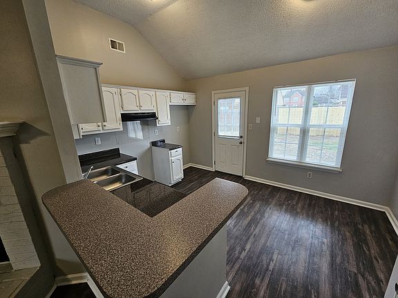 5th image of 7551 Baysweet Dr