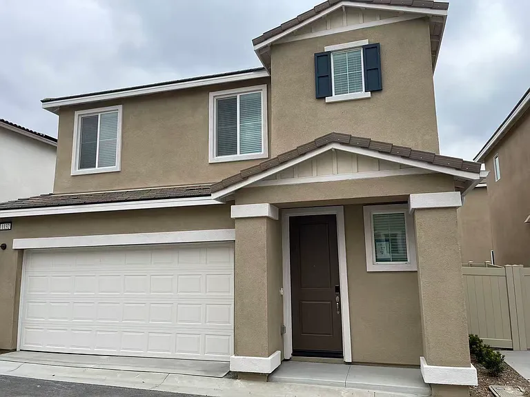 1132 Tropic Ct — Photo 1