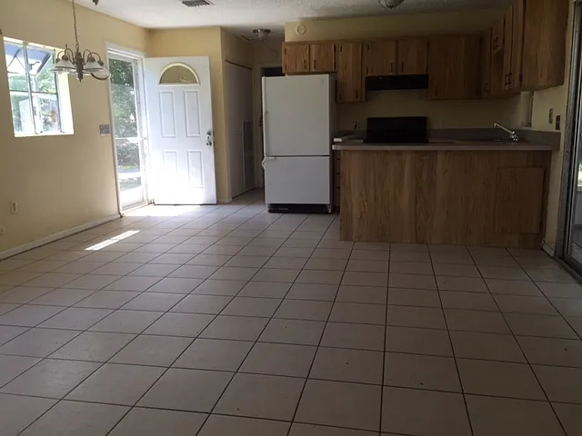 6209 Missouri Ave — Photo 2