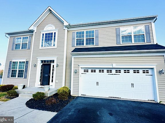 4th image of 1020 Quietwood Ct