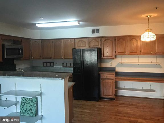 5th image of 15658 William Bayliss Ct