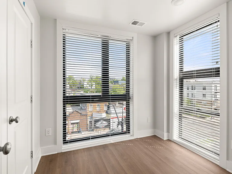1100 Bladensburg Rd NE #501 — Photo 29