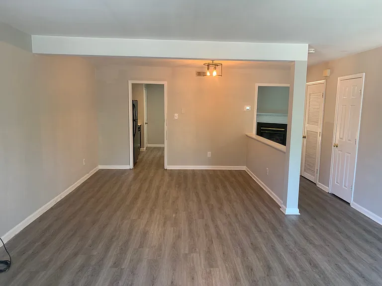 503 Randolph St — Photo 17