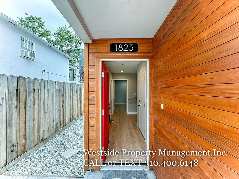 1823 N Van Ness Ave — Photo 32