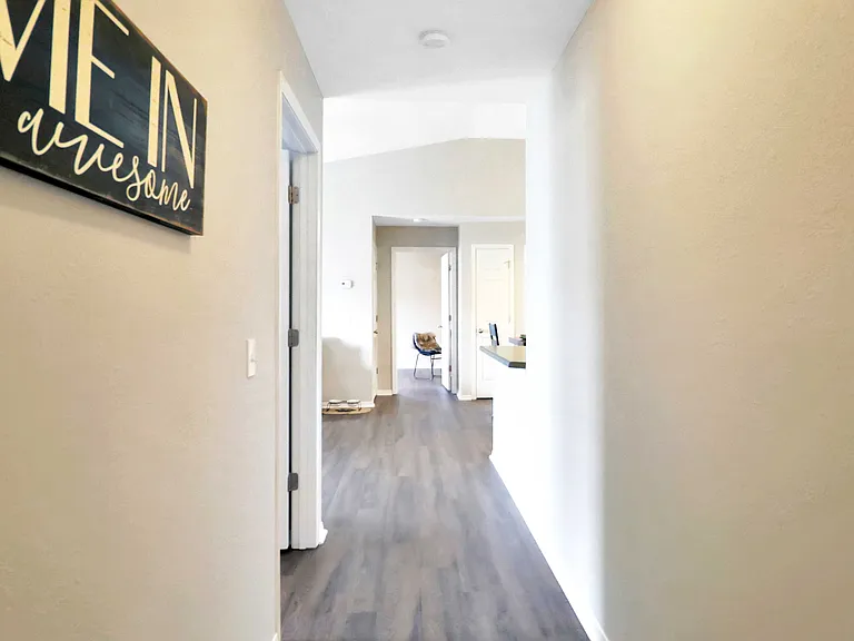 Kensington Park Apartments — Photo 20