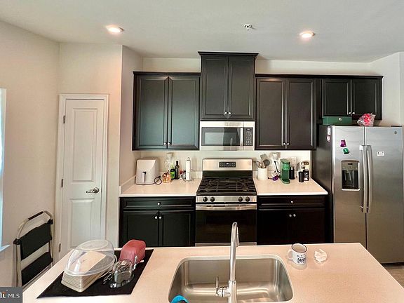 5th image of 105 Caswell Dr