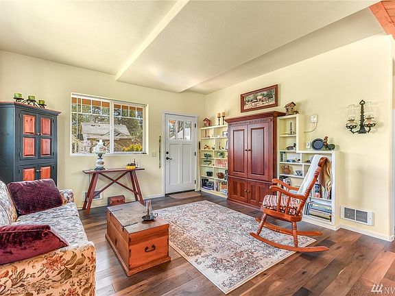 New hardwood floors!