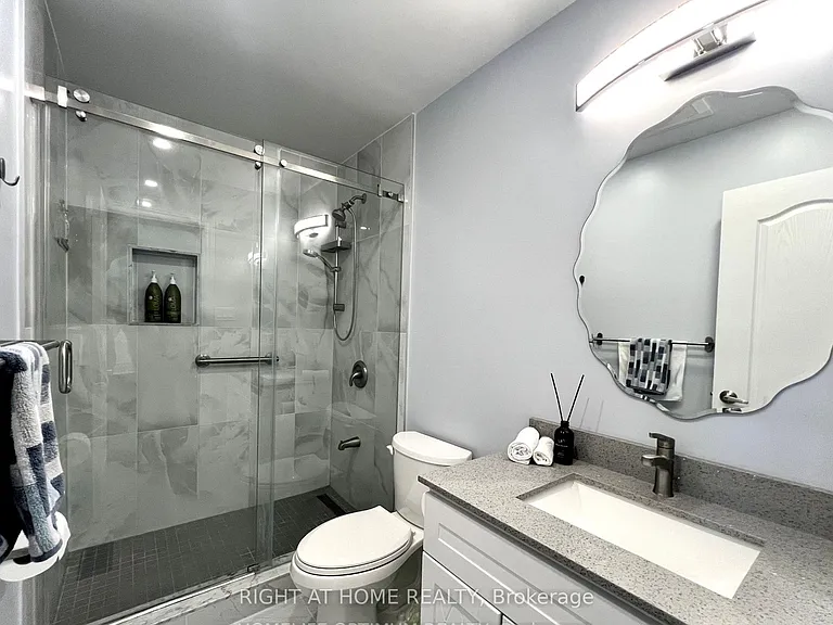 161 Amulet Cres — Photo 12