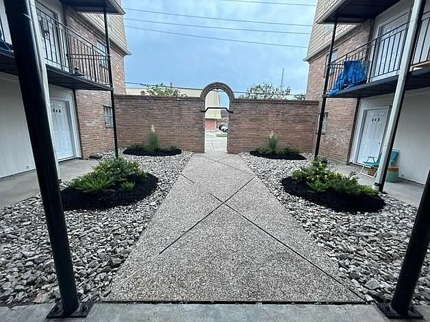 Building Photo - 2509 Houma Blvd #103