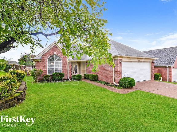 2nd image of 1523 Beringer Dr
