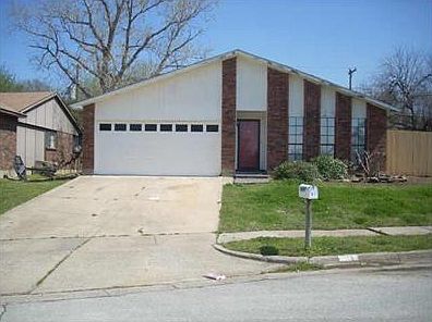 1st image of 4609 Greenfield Dr