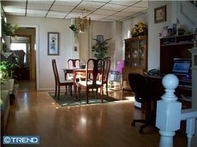 2nd image of 302 Dayton St