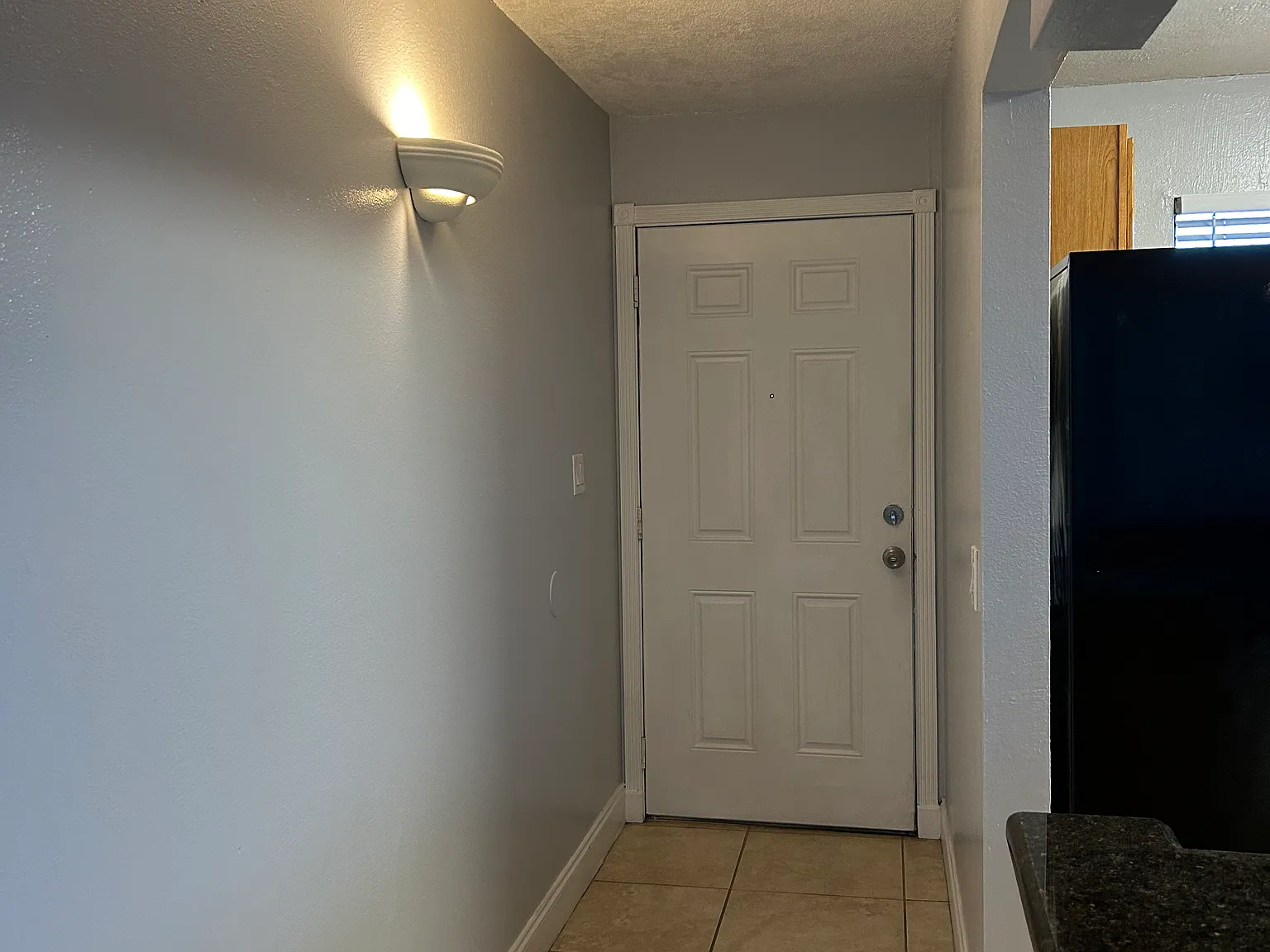2 bed, 1100 sqft, $1,895 — Photo 2