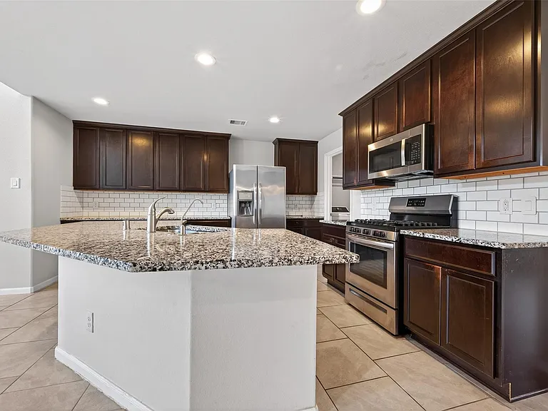 18419 Morningside Downs Way — Photo 8