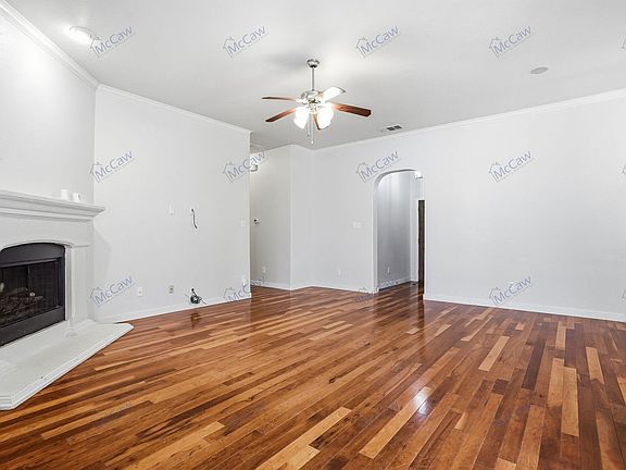 4th image of 24 Beechcreek Dr