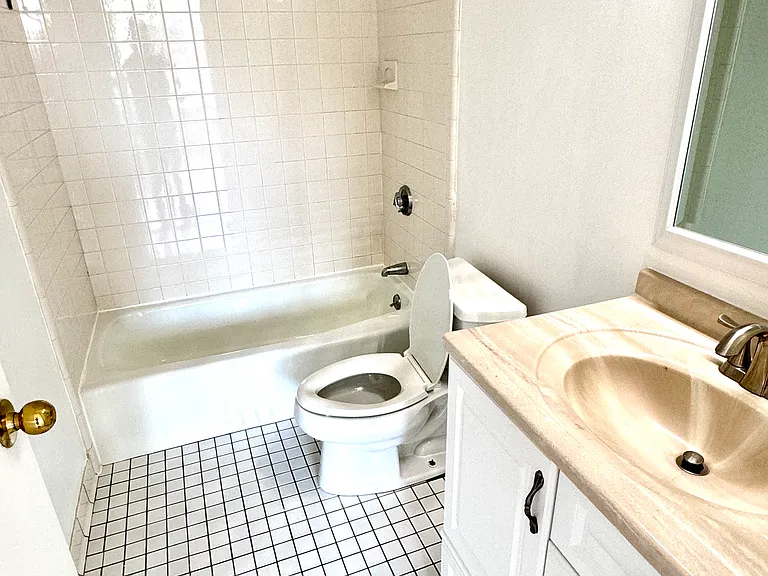 85 Brainerd Rd #404 — Photo 8