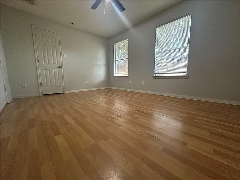 5434 Cherie Crest Ct — Photo 8