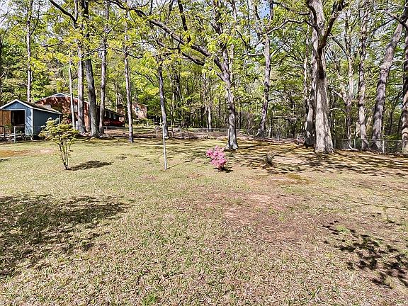 33rd image of 1407 Meadowbrook Rd