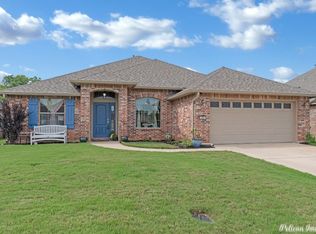 2347 Tall Grass Cir, Bossier City, LA 71111