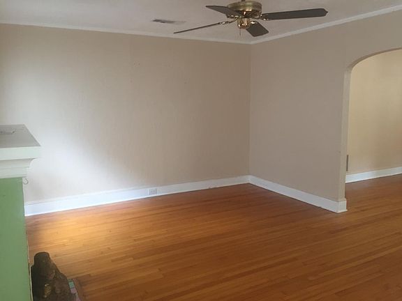 5th image of 4102 Baltimore Ave