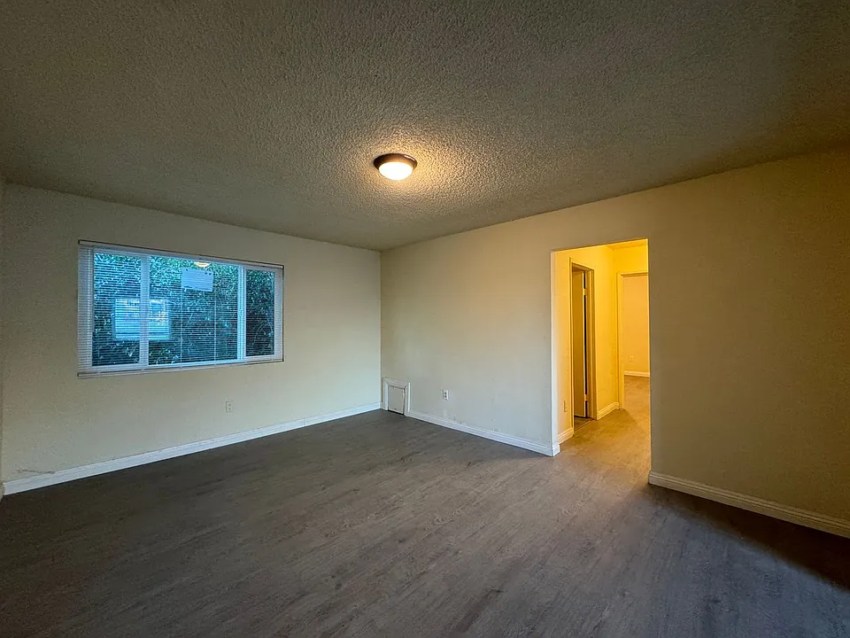 WALL