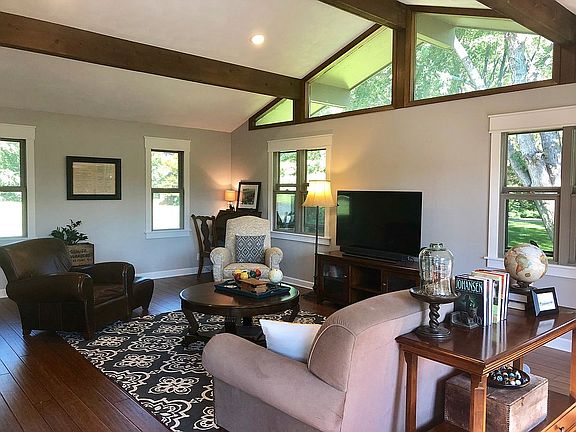 Spacious family room