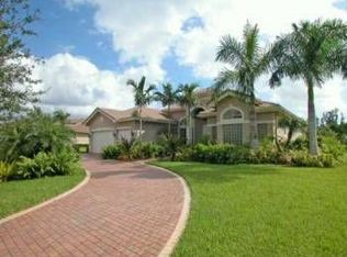 3703 Churchill Downs Dr, Fort Lauderdale, FL 33328