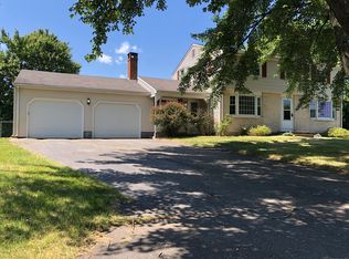 10 Sam St, Enfield, CT 06082