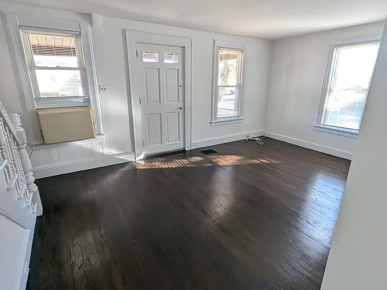 167 Johnson Ave — Photo 2