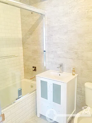 Rented by Brooklyn Key | media 23