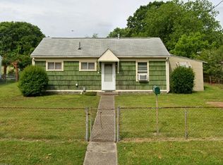 617 Renn Rd, Hampton, VA 23663