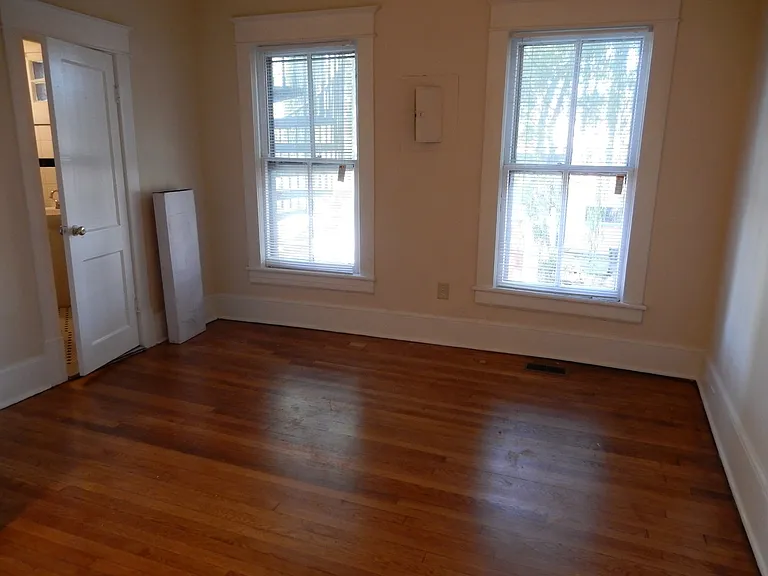 379 Walnut Ave SW — Photo 25