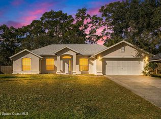 152 Greenbrier Ave NW, Palm Bay, FL 32907