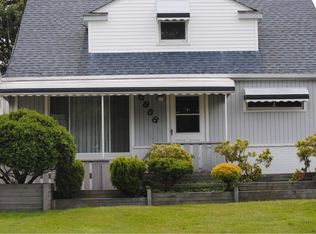 5958 Maplewood Rd, Mayfield Heights, OH 44124