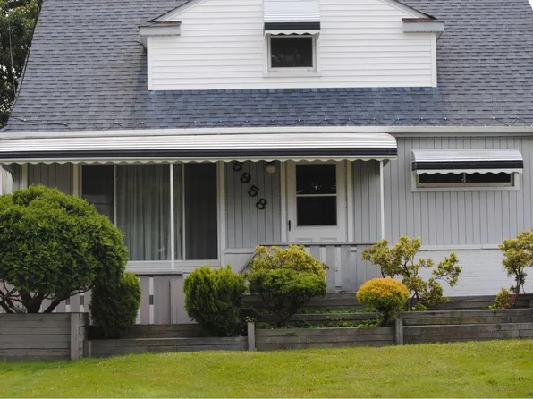 5958 Maplewood Rd, Mayfield Heights, OH 44124