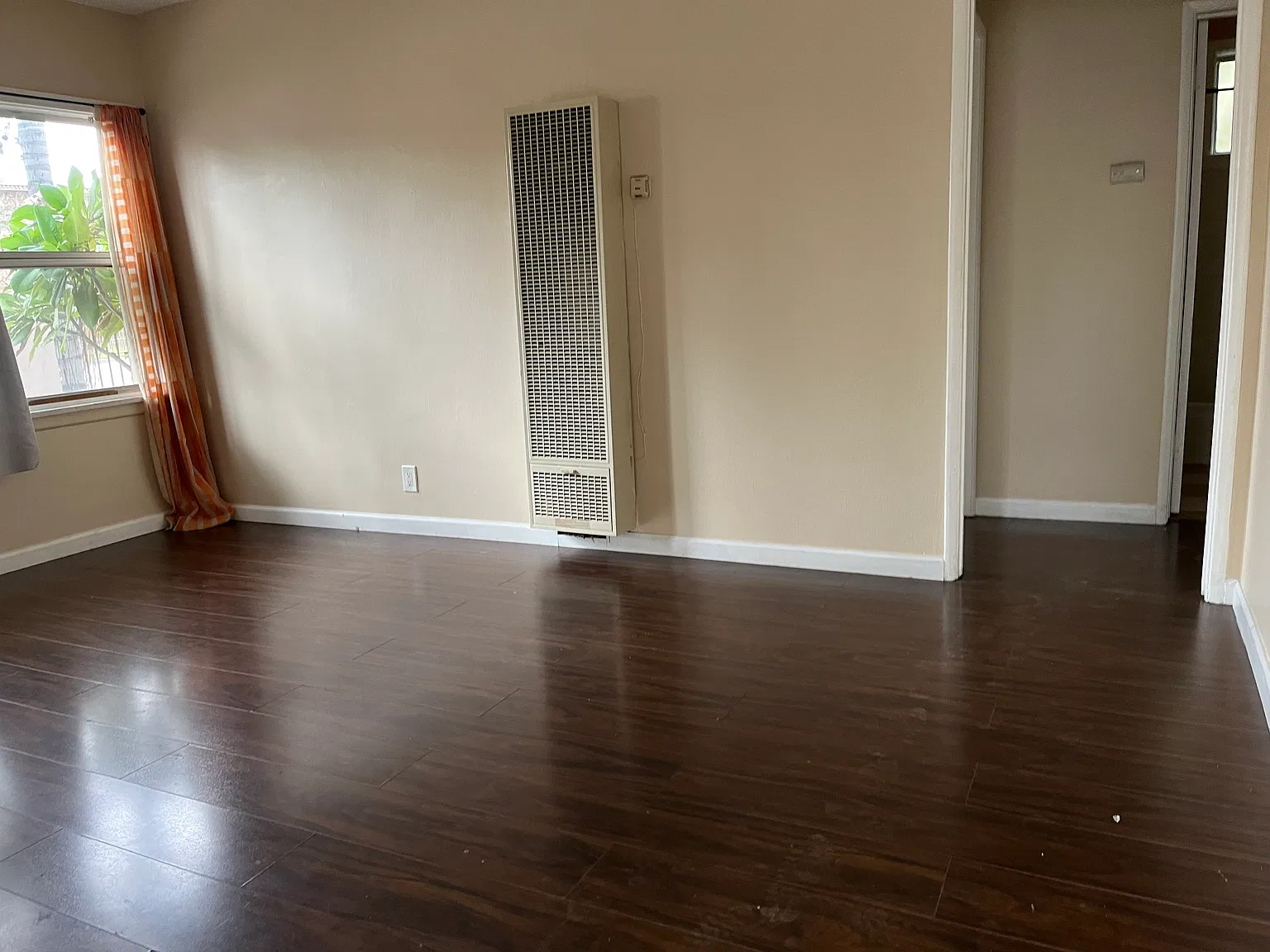 1 bed, 550 sqft, $1,600 — Photo 2