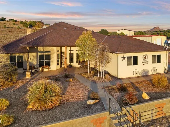 20785 N Hackamore Ln, Paulden, AZ 86334